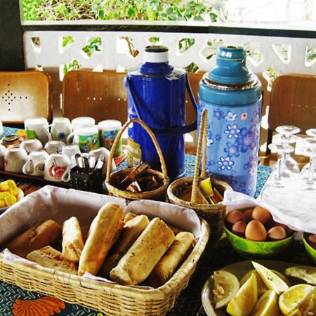 Leybato Beach Hotel Fajara Ngoại thất bức ảnh